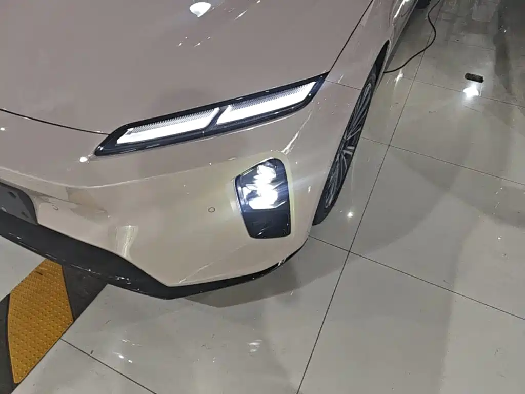 NIO ET5T 2026 2025 75kWh Touring