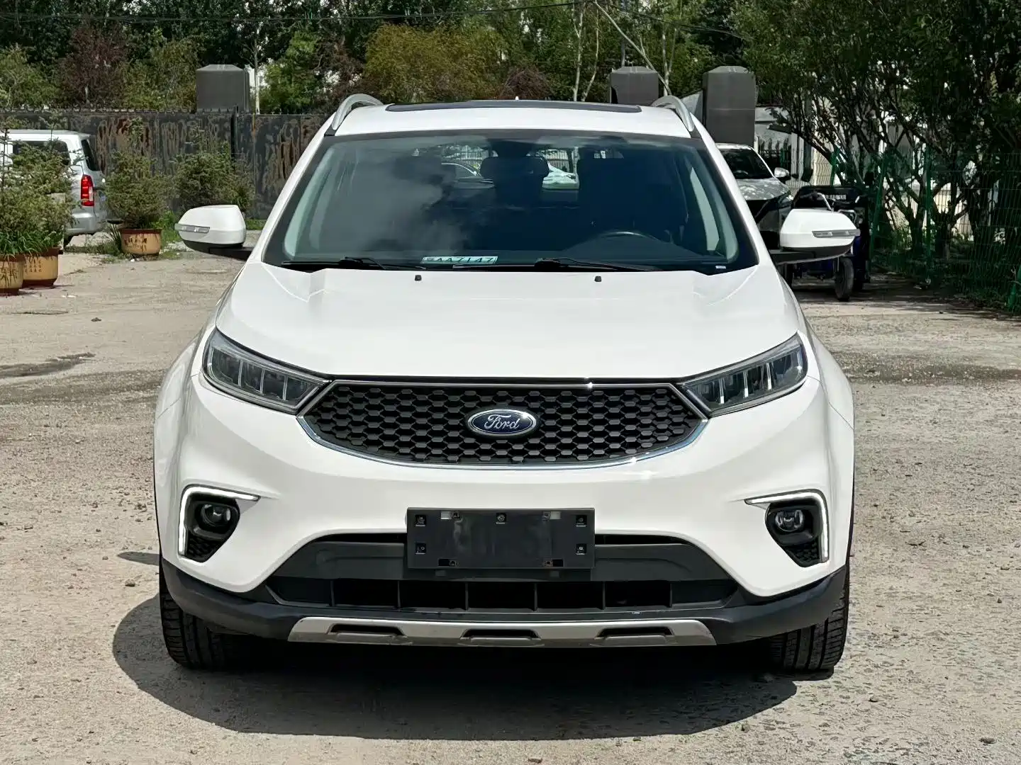 Photo 2 - Ford Territory
