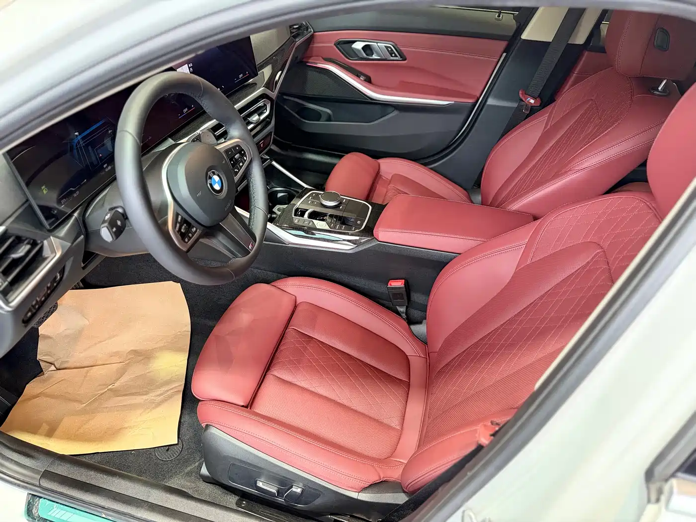 BMW 3 Series 2023 325Li M Sport Package фото 8
