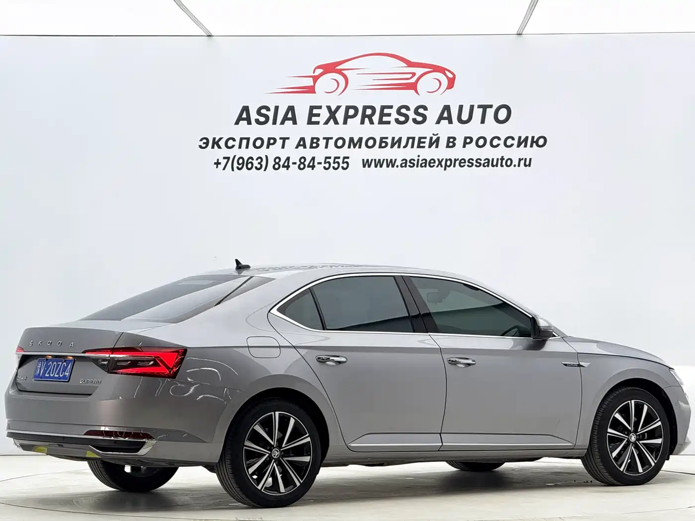 Škoda Superb 2023 TSI280 DSG Premium Edition фото 4