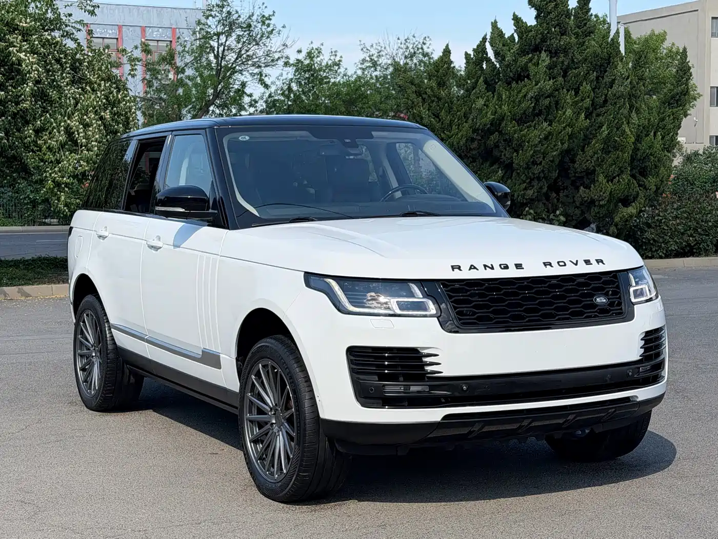 Land Rover Range Rover 2015 3.0 SC V6 Vogue фото 3