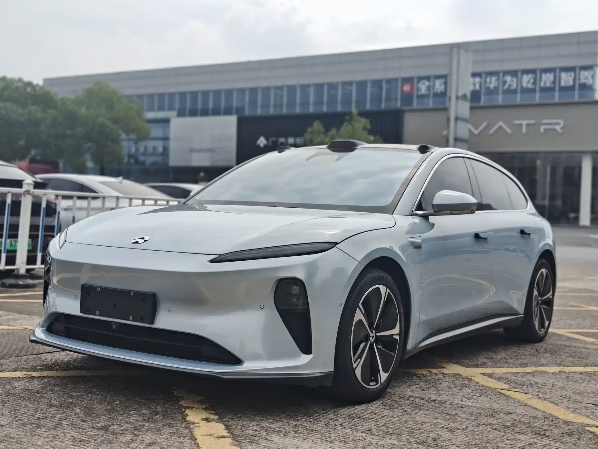 Фото 1 - NIO ET5T
