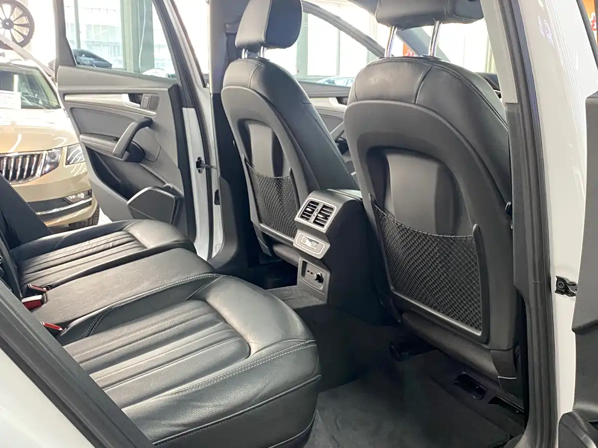 Audi Q5L 2020 45 TFSI Exclusive Fashion фото 12