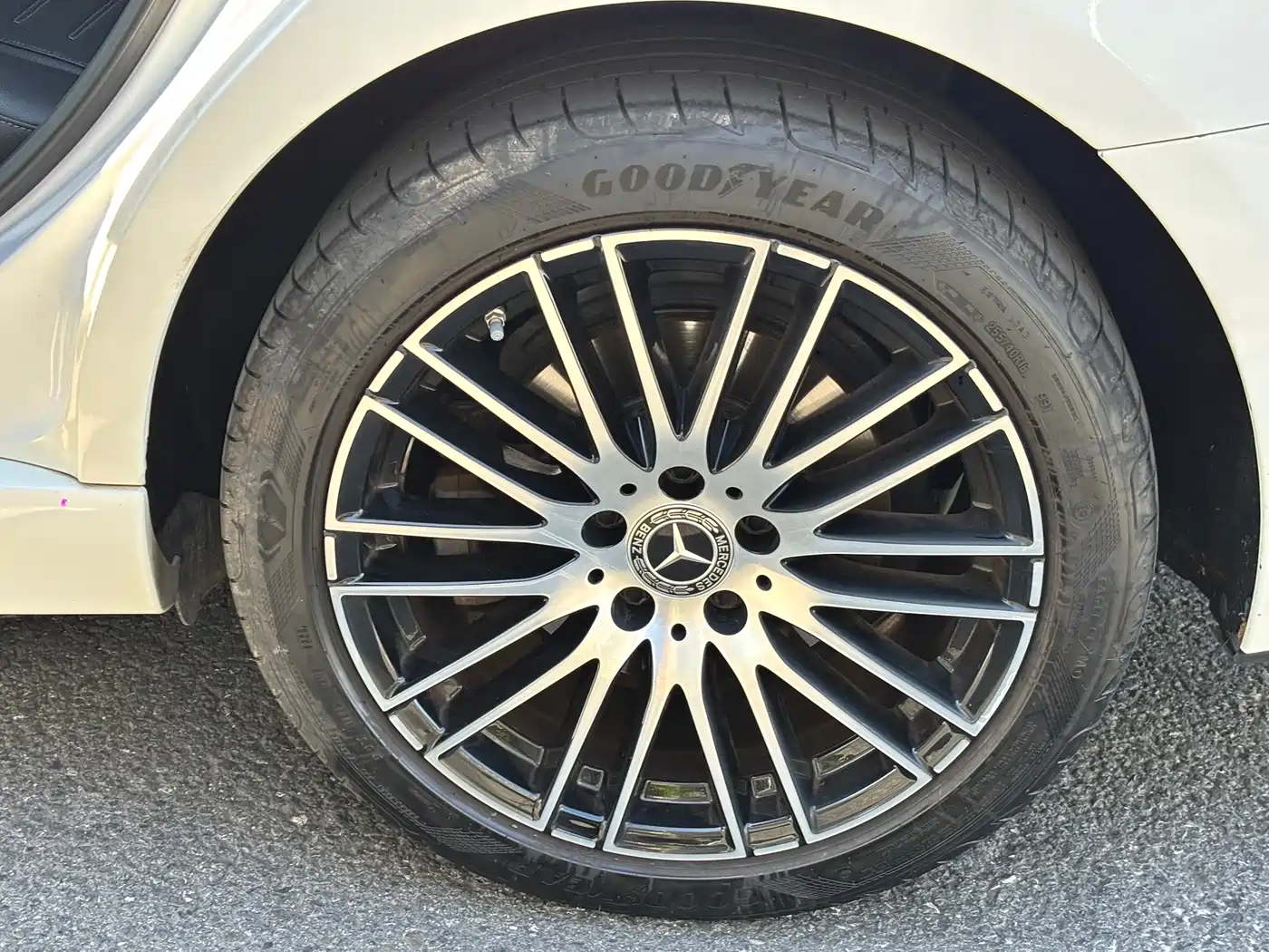 Mercedes-Benz C-Class 2023 Facelift C 260 L Sport Edition фото 17