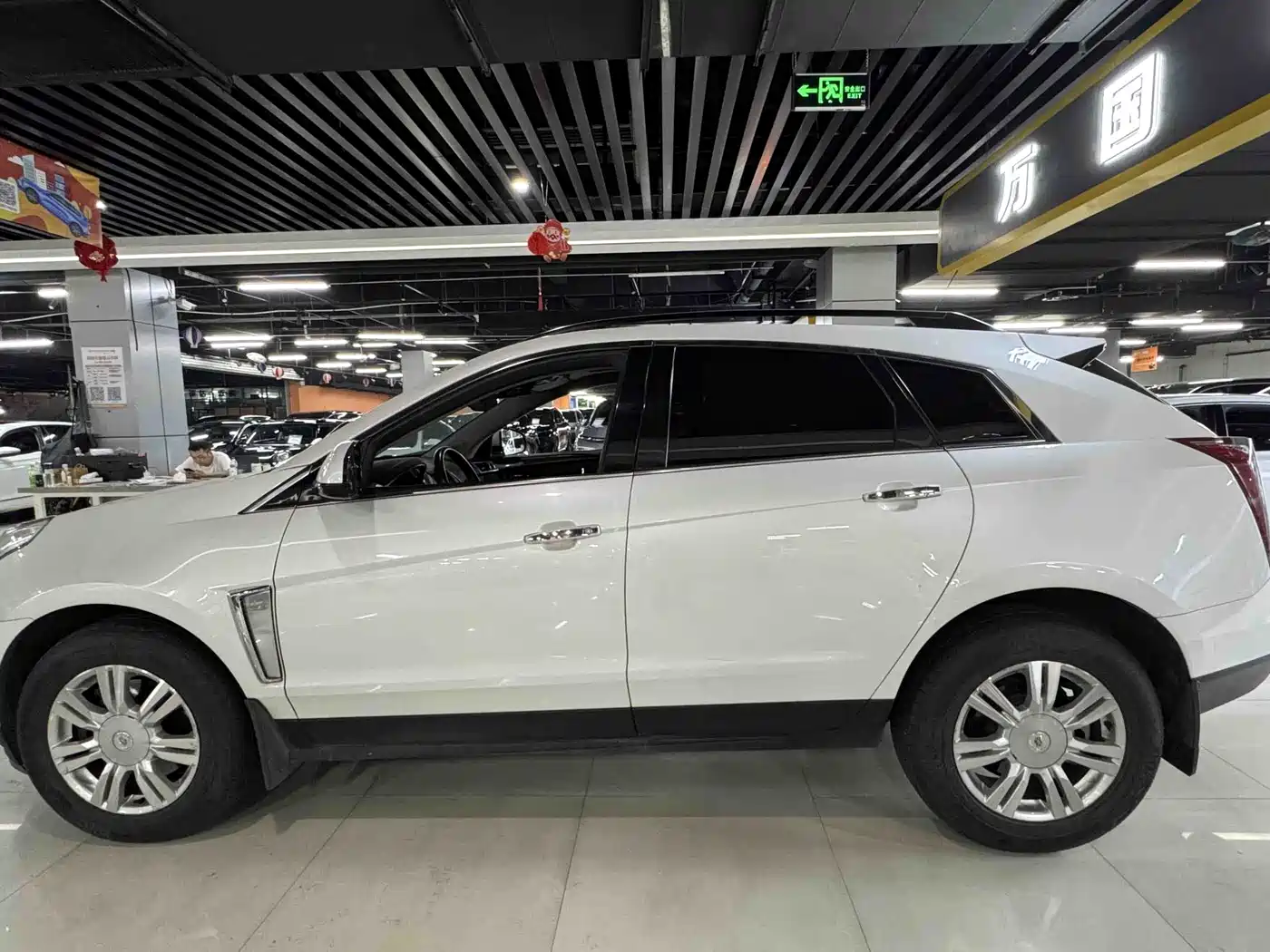 Cadillac SRX 2013 3.0L Comfort фото 4