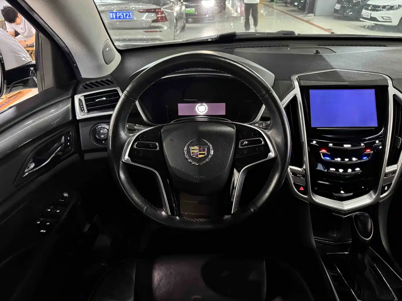 Cadillac SRX 2013 3.0L Comfort фото 7