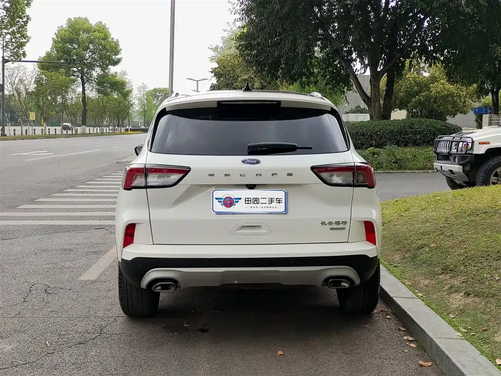 FORD RUIJI
