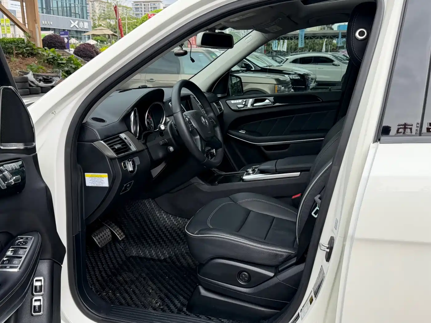 Mercedes-Benz GL-Class 2014 GL 350 CDI 4MATIC фото 4