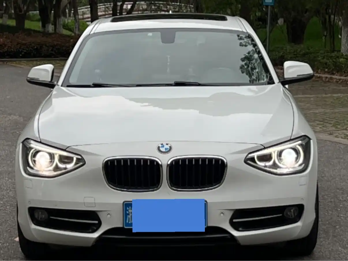BMW 1 Series (Import) 2013 Facelift 118i Sport Model фото 2