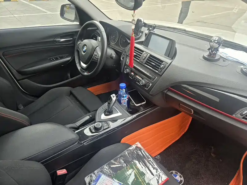 BMW 1 Series (Import) 2013 Facelift 118i Sport Model фото 5