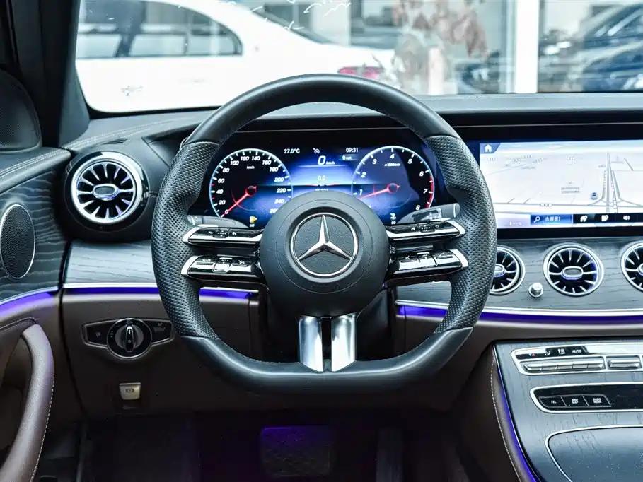 Mercedes-Benz E-Class 2022 E 300 L Sport Fashion фото 15