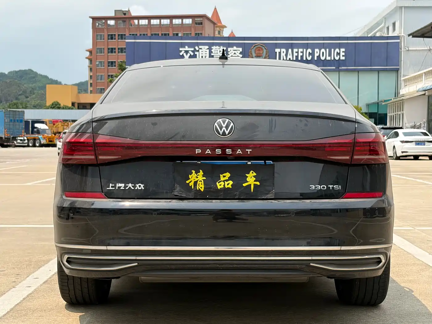 Volkswagen Passat 2023 Facelift 330TSI Elite Edition фото 8
