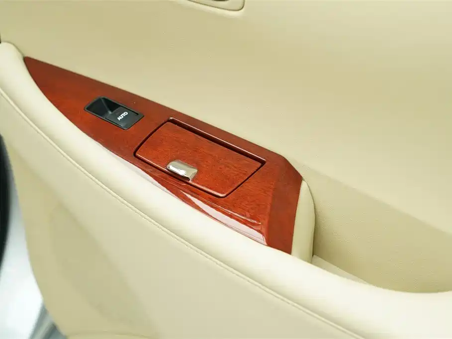 Lexus ES 2006 350 фото 25