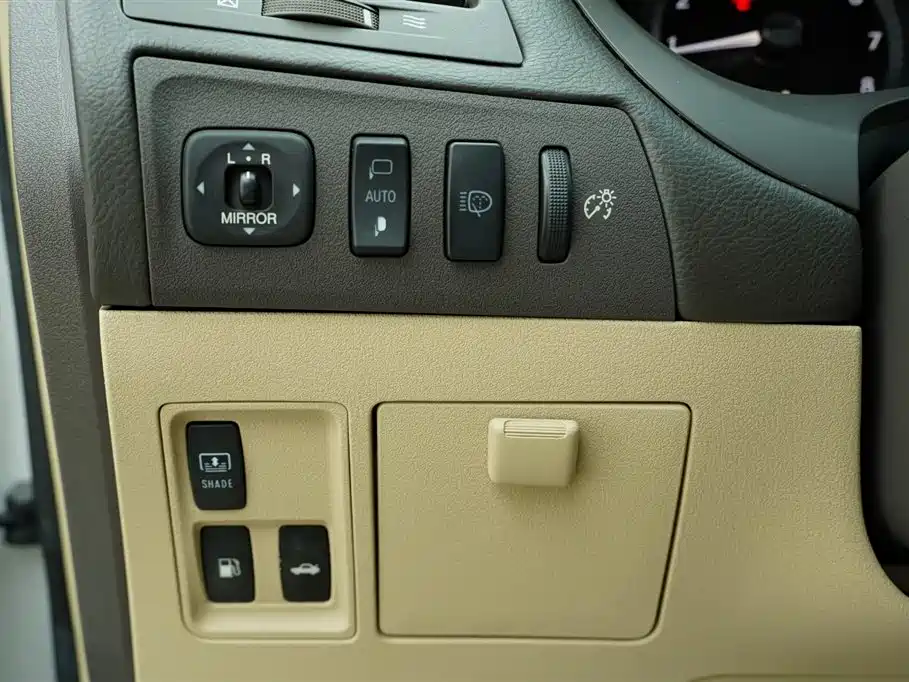 Lexus ES 2006 350 фото 12