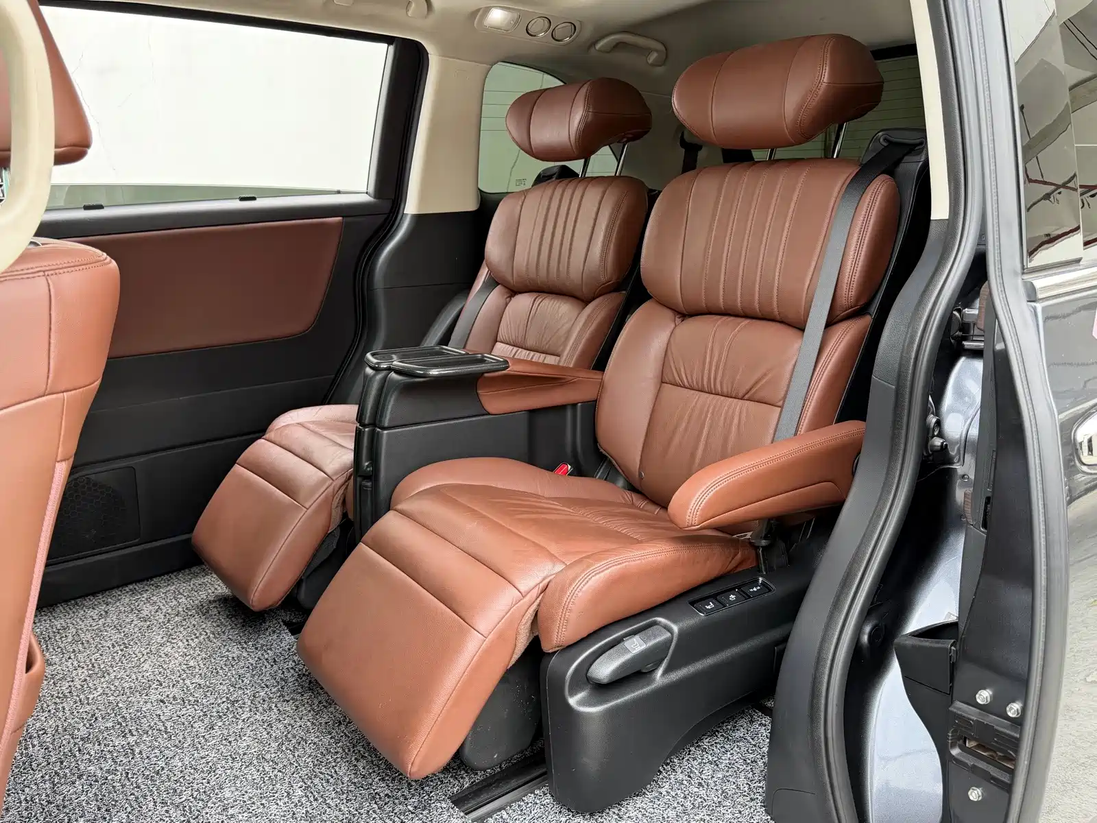صورة 9 - Honda Odyssey