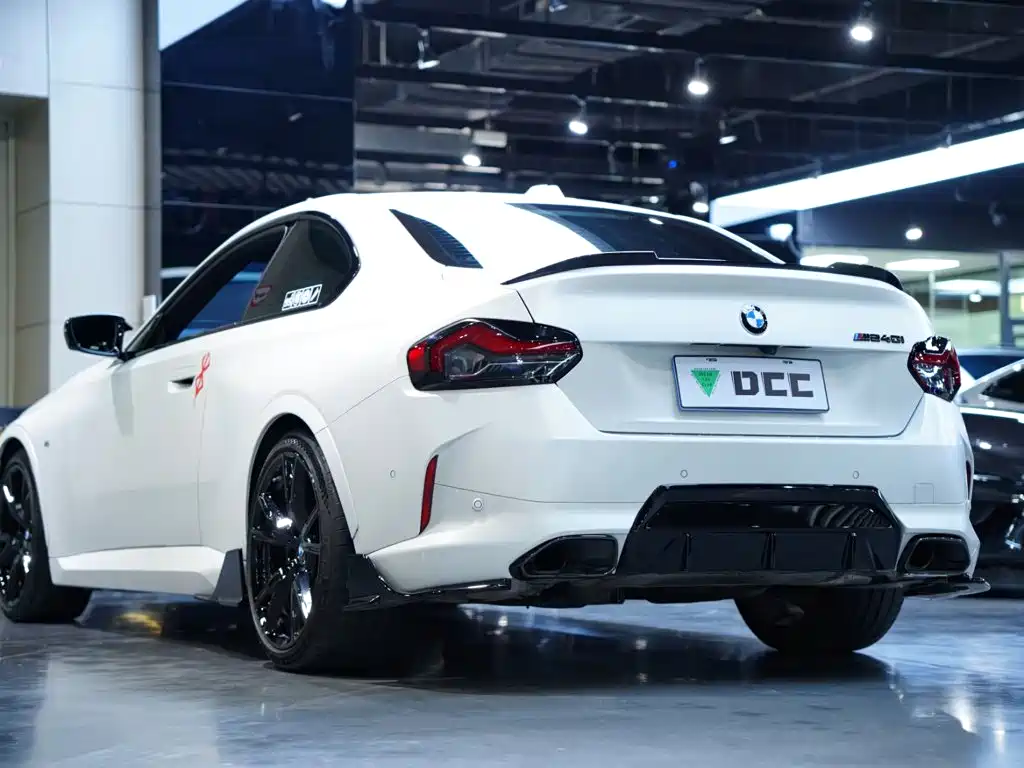 BMW M240i 2025 2026 M240i