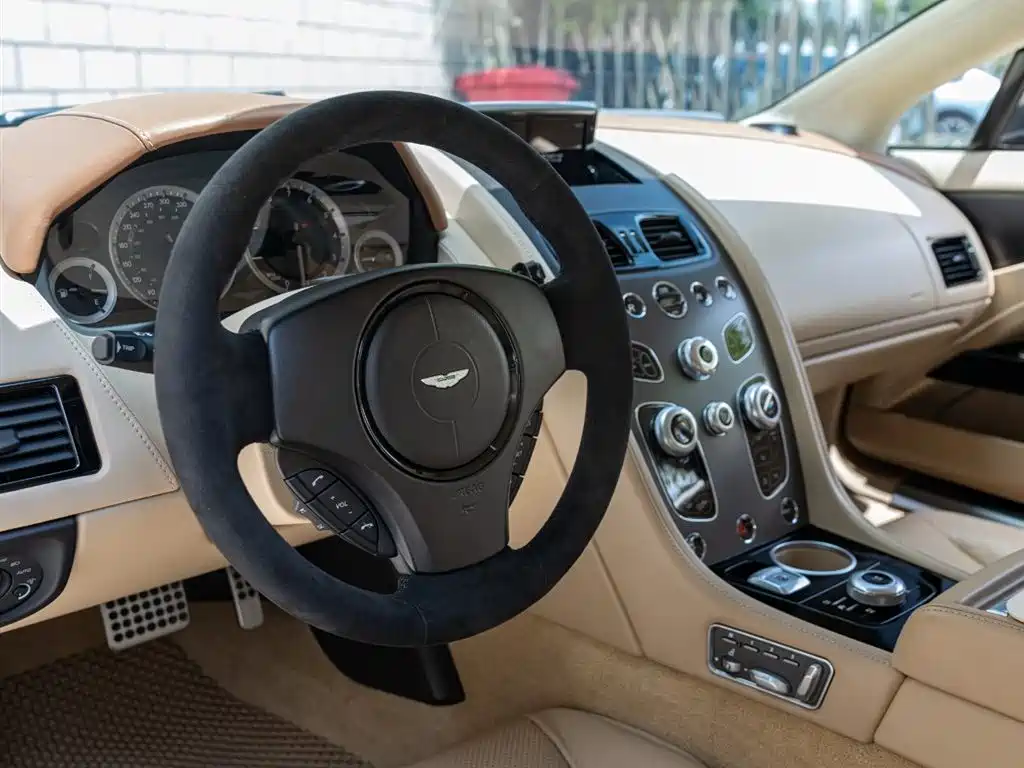 Aston Martin Rapide 2017 6.0L S фото 9