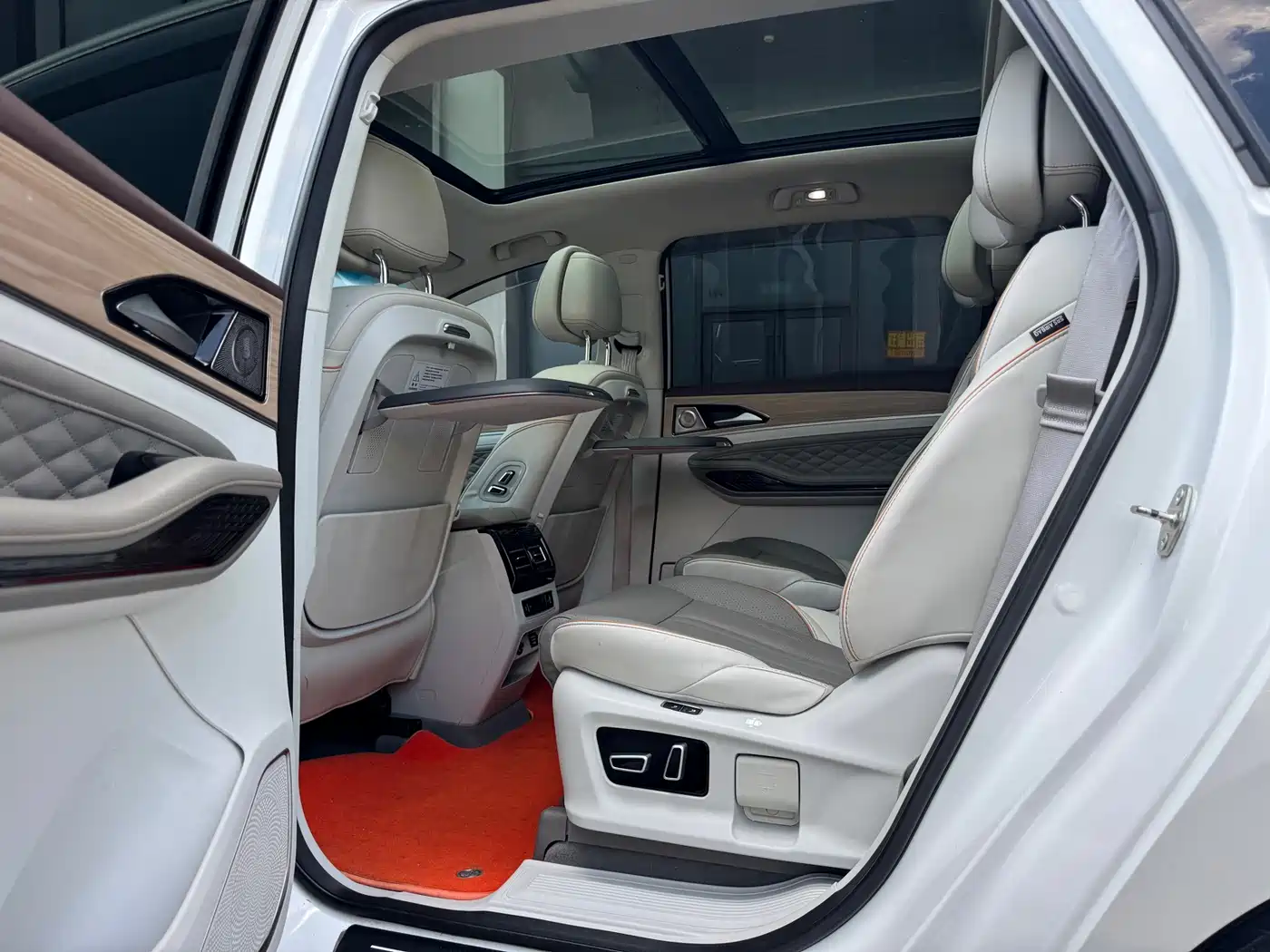 Dongfeng Fengxing Fengxing Yacht 2023 2022 1.5T DCT Wave Chaser Edition