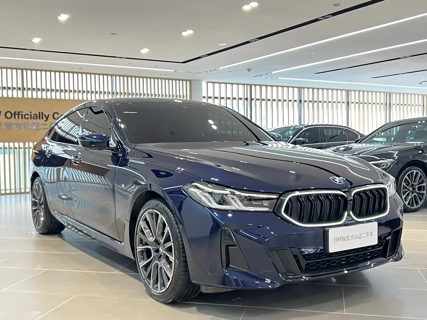 BMW 6 Series GT 2024 630i M Sport Ultimate Package фото 4