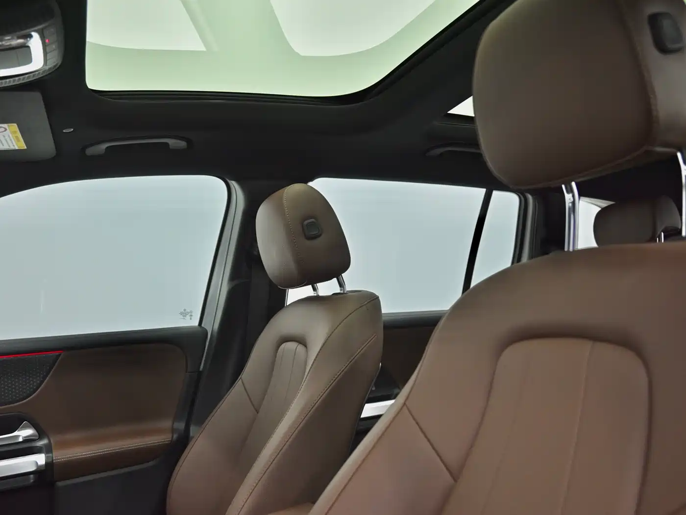 Mercedes-Benz GLB 2024 GLB 220 Dynamic фото 14