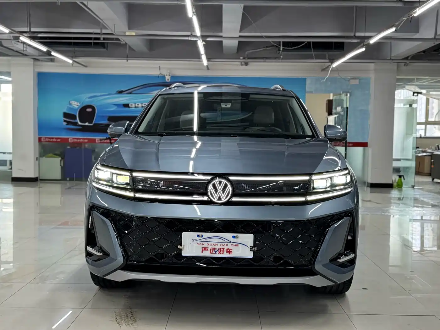 Volkswagen Talagon 2025 450TSI R-Line 6-Seater фото 2