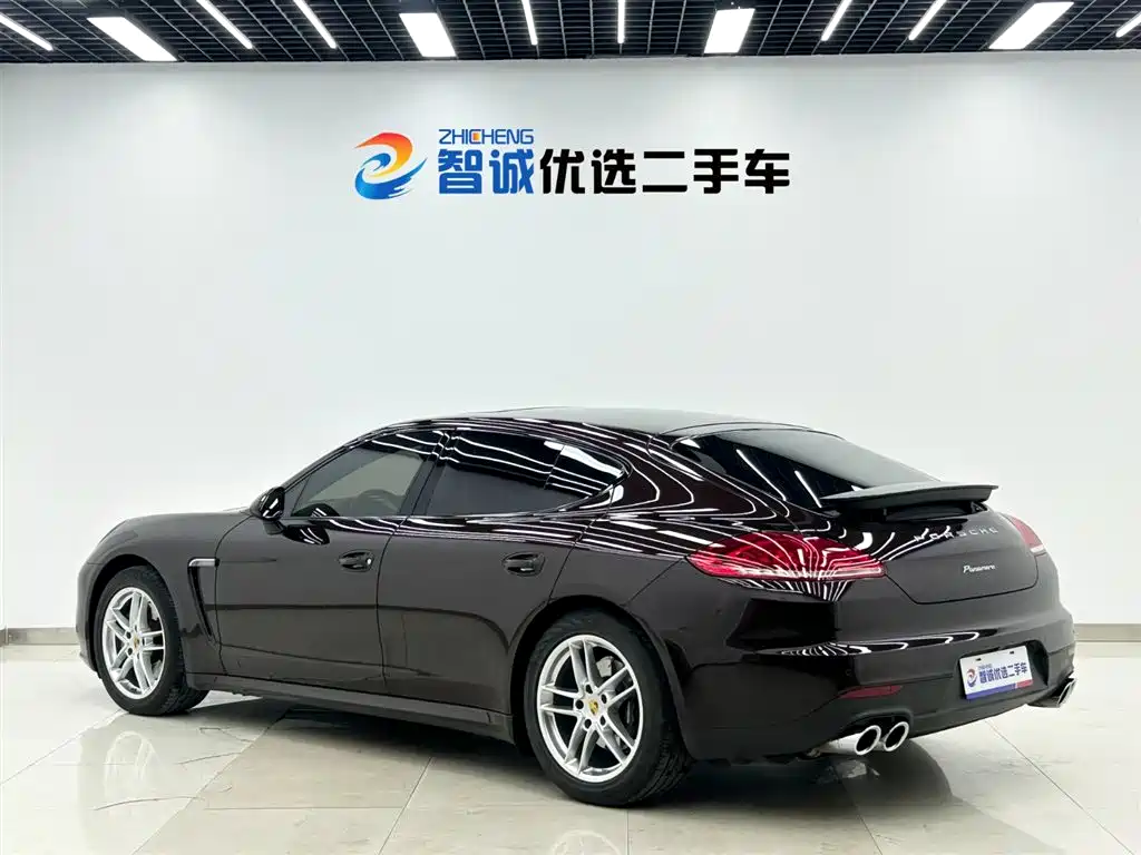 Porsche Panamera 2016 Panamera Edition 3.0T фото 26