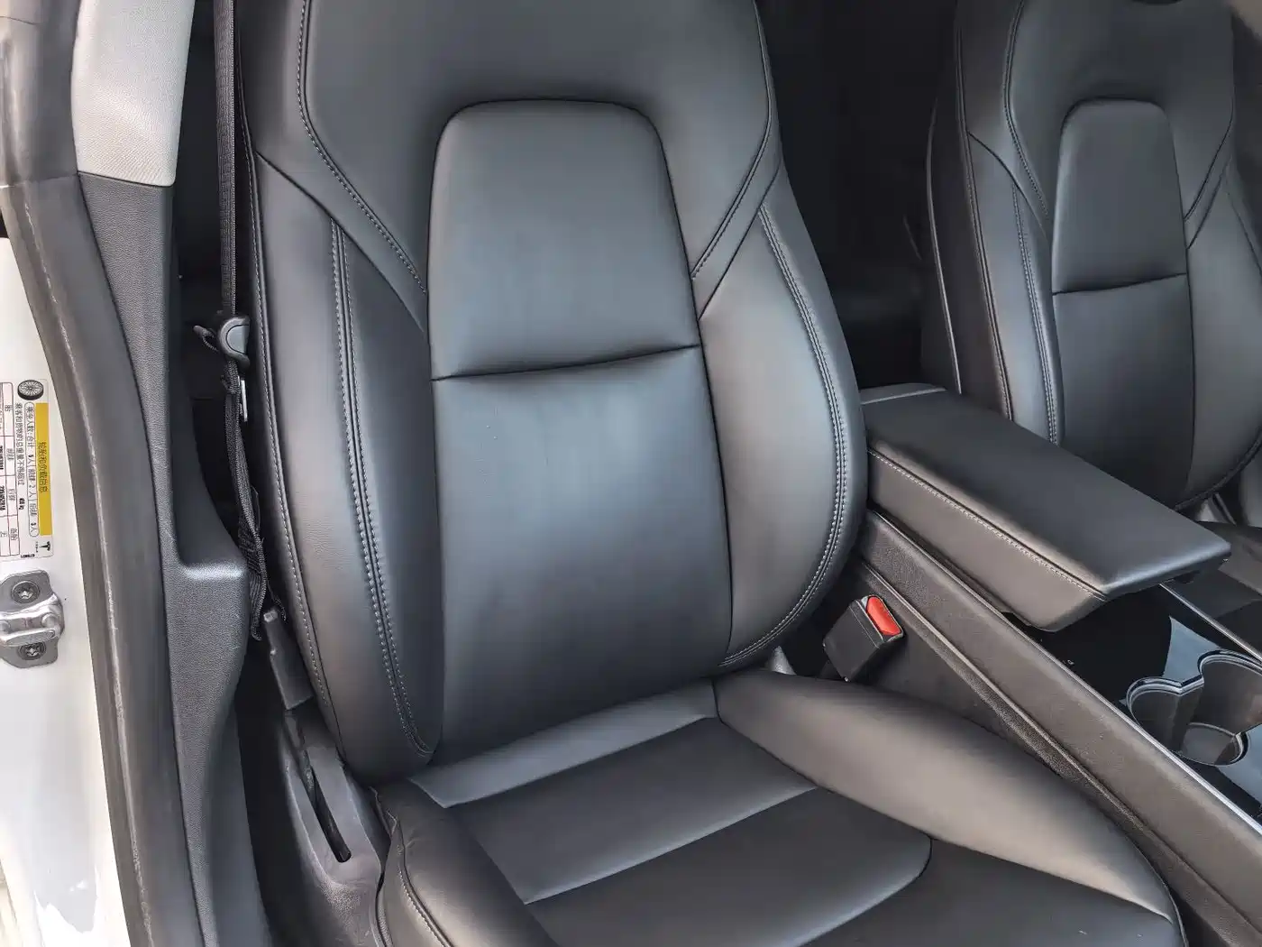 Photo 9 - Tesla Model 3