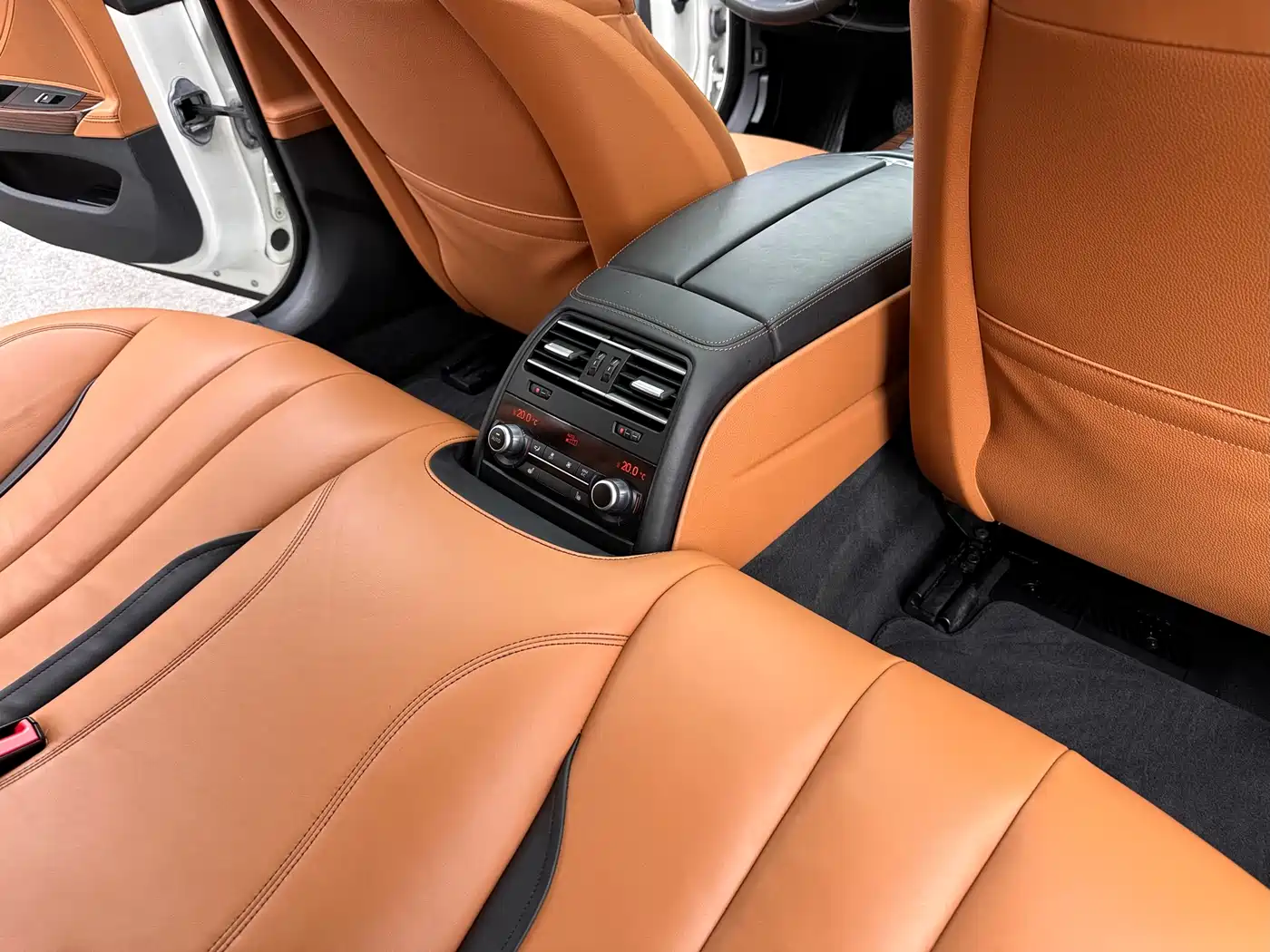 BMW 6 Series 2016 640i Gran Coupe фото 28
