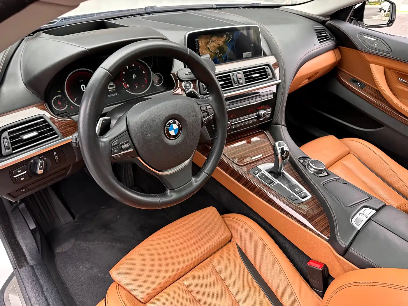 BMW 6 Series 2016 640i Gran Coupe фото 13