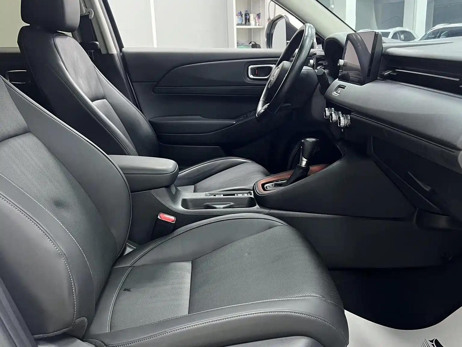 Photo 18 - Honda Vezel