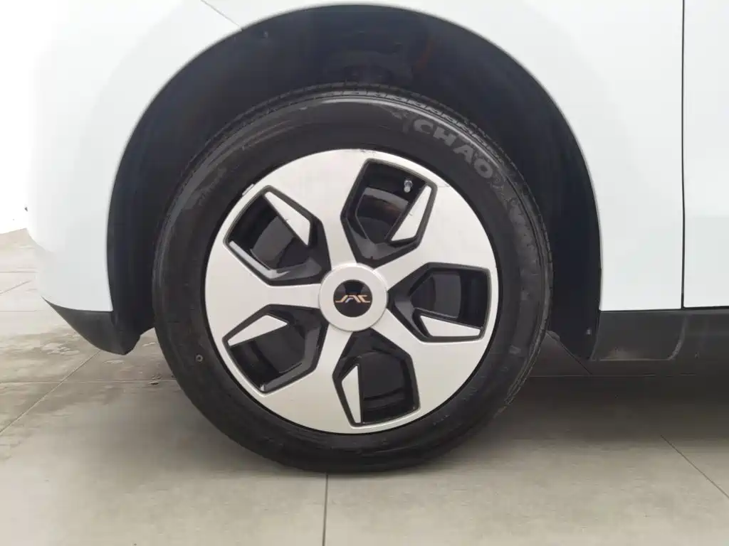 JAC Yiwei Yiwei 3 2024 2024 Beloved Edition 330km Lite