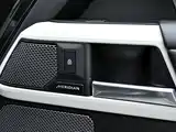 Фото 28 - Land Rover Defender
