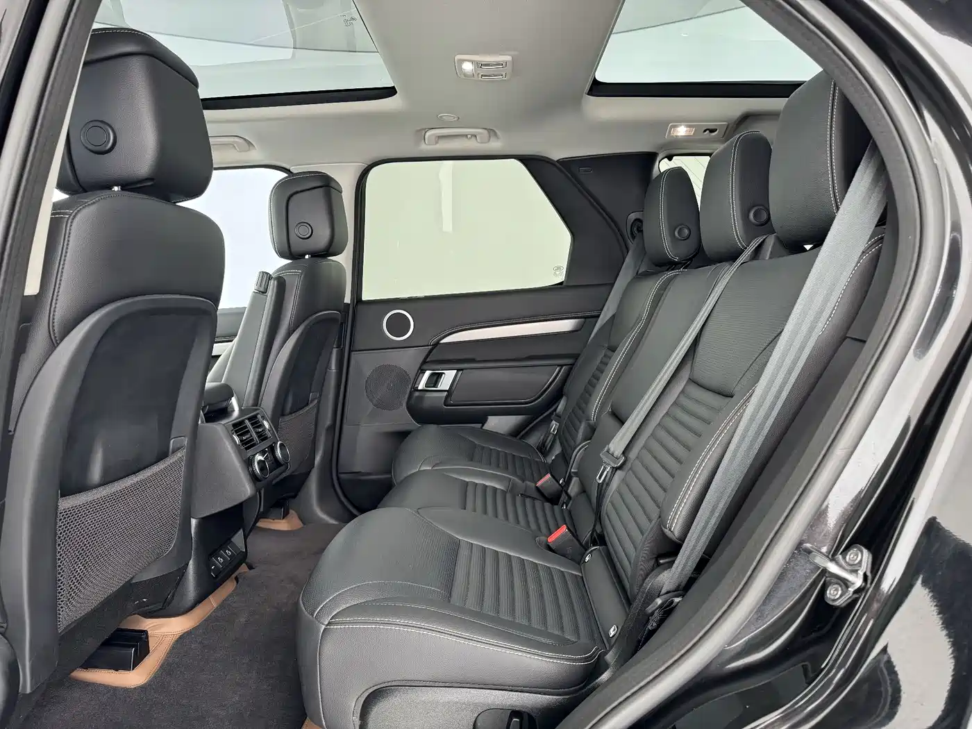 Land Rover Discovery 2024 2024 360PS Dynamic SE