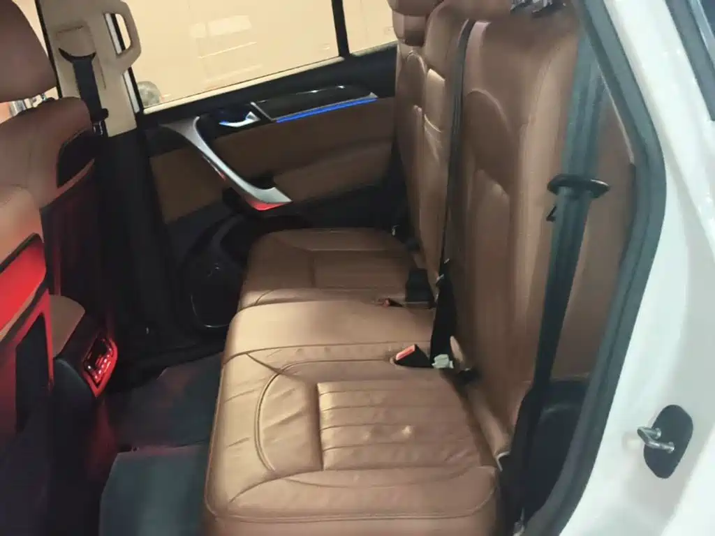 Haval H9 2016 2015 2.0T 4WD Luxury 7-Seater