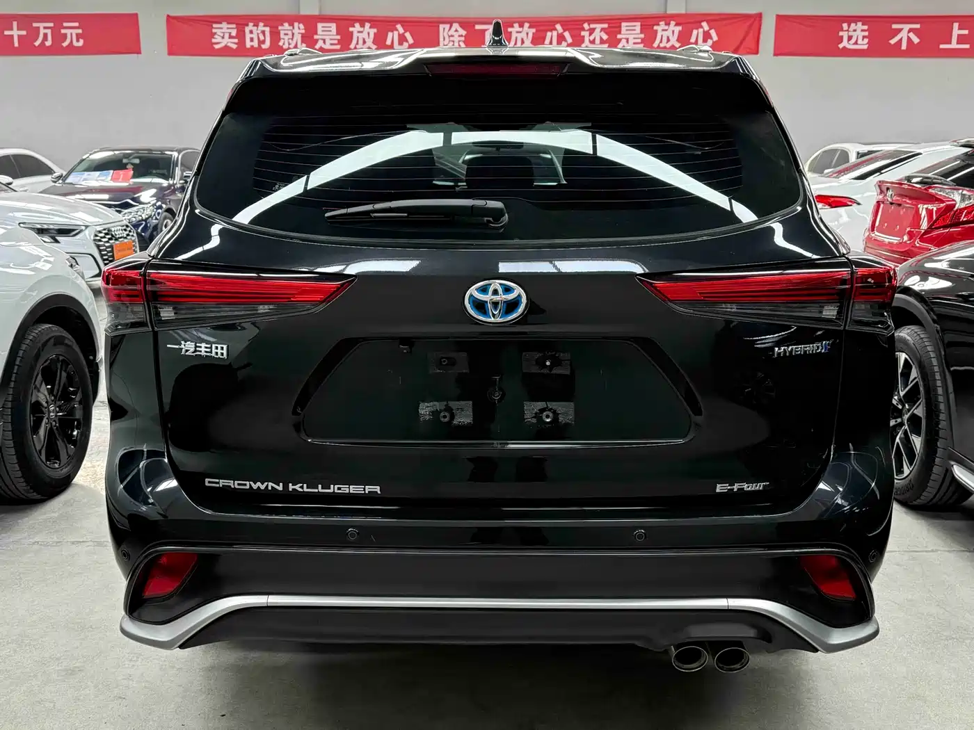 Toyota Crown Kluger 2022 2.5L HEV 4WD Luxury Edition фото 5