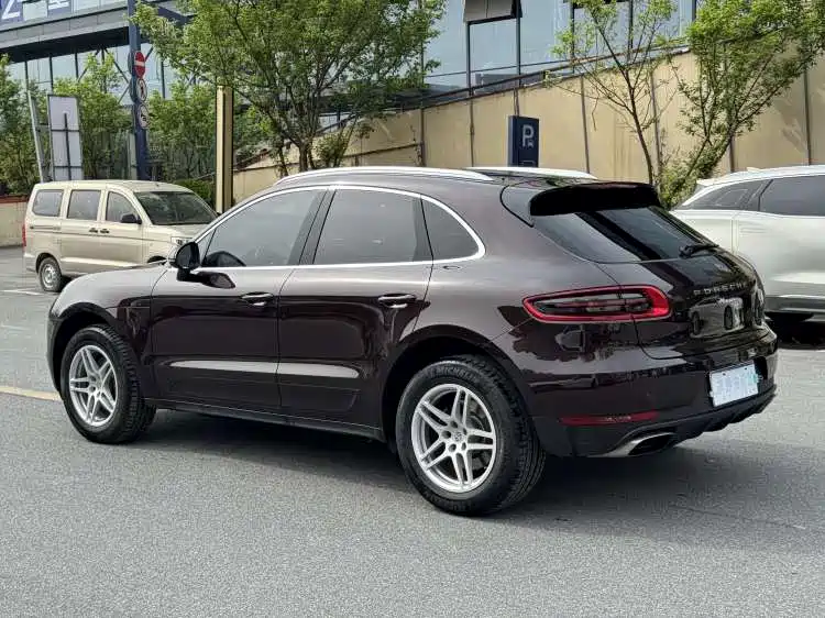 Porsche Macan 2017 Macan 2.0T фото 9