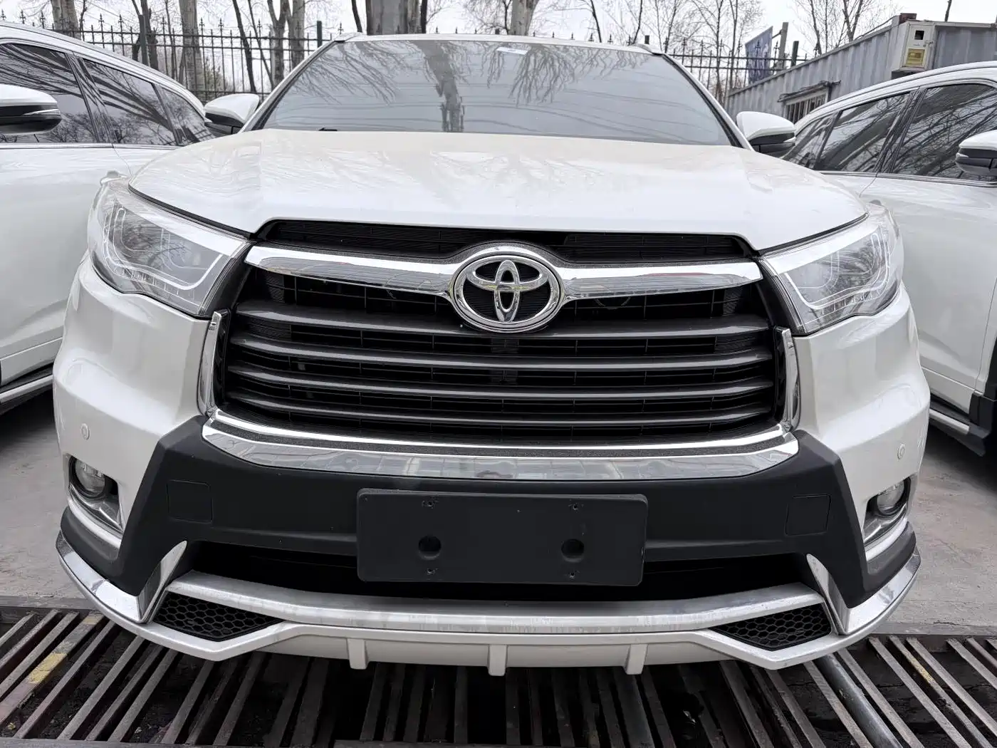 Toyota Highlander 2015 2.0T AWD Luxury Edition 7-seater фото 2