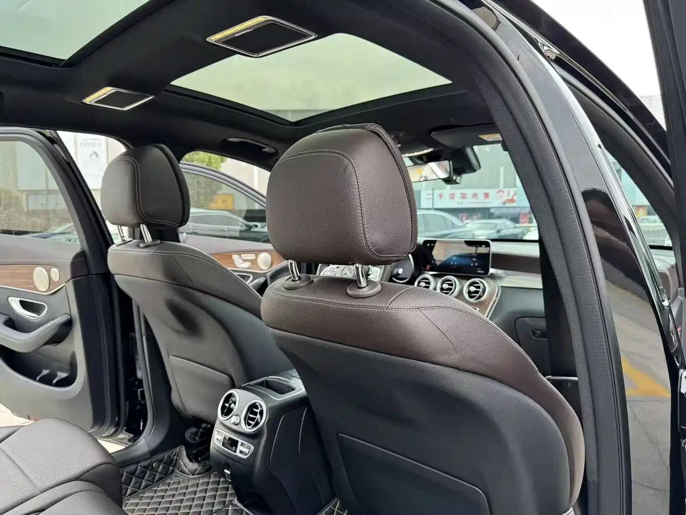 Mercedes-Benz GLC 2021 GLC 300 L 4MATIC Sporty фото 23