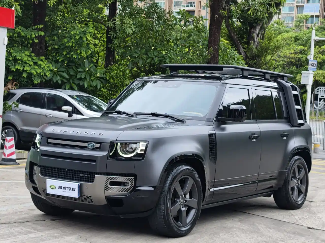 Land Rover Defender 2023 Model 110 3.0T P400 X-DYNAMIC HSE