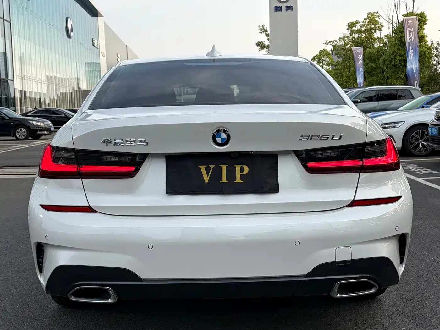 BMW 3 Series 2022 325Li M Sport Package фото 17