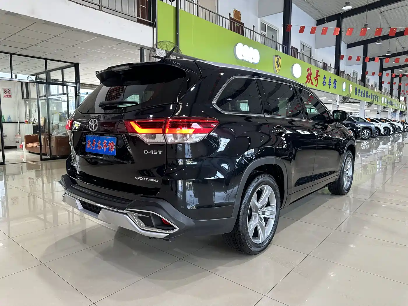 Toyota Highlander 2021 2.0T AWD Luxury 7-Seater фото 12