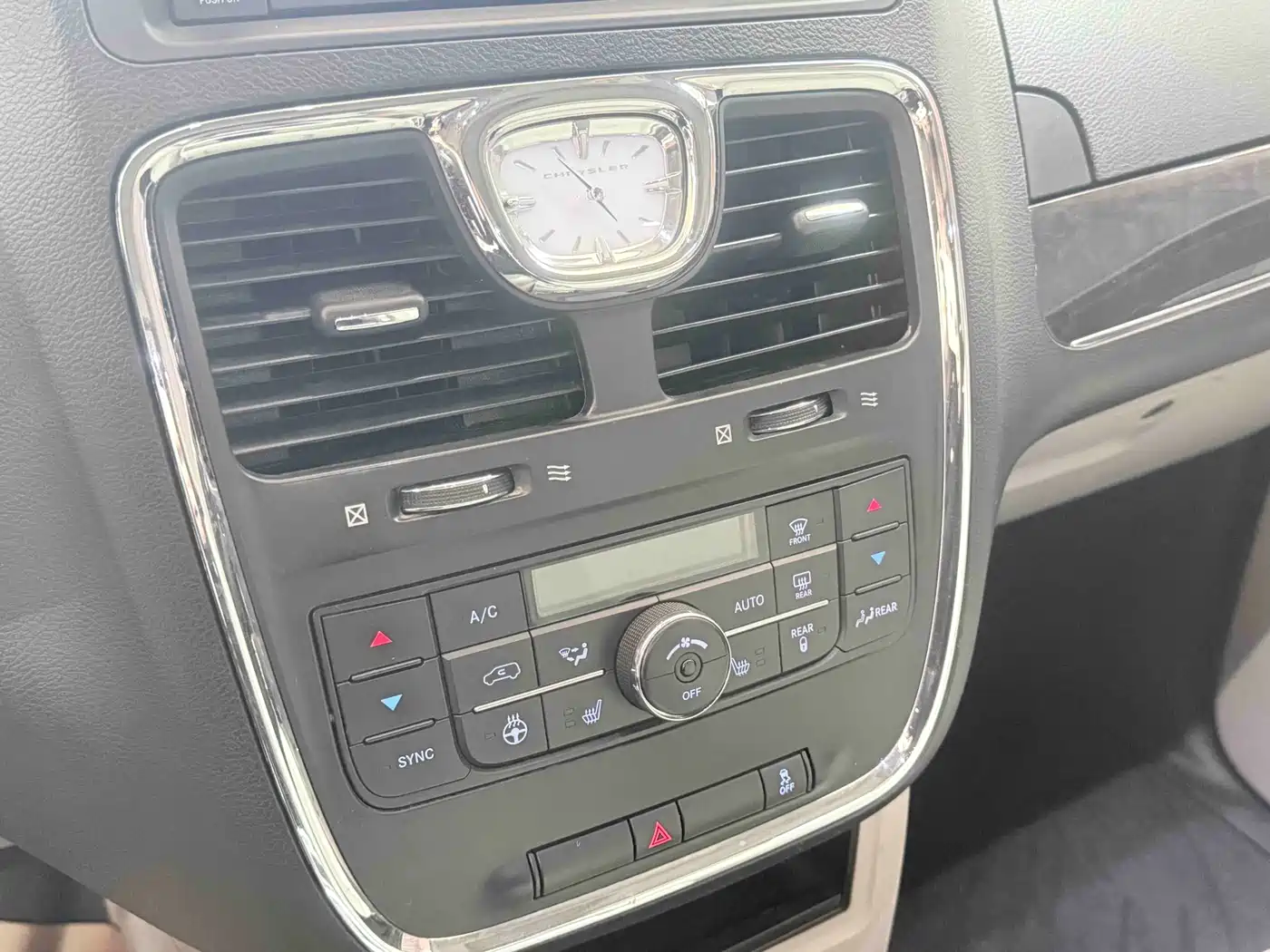 Chrysler Grand Voyager (Import) 2015 2014 3.6L Comfort Edition