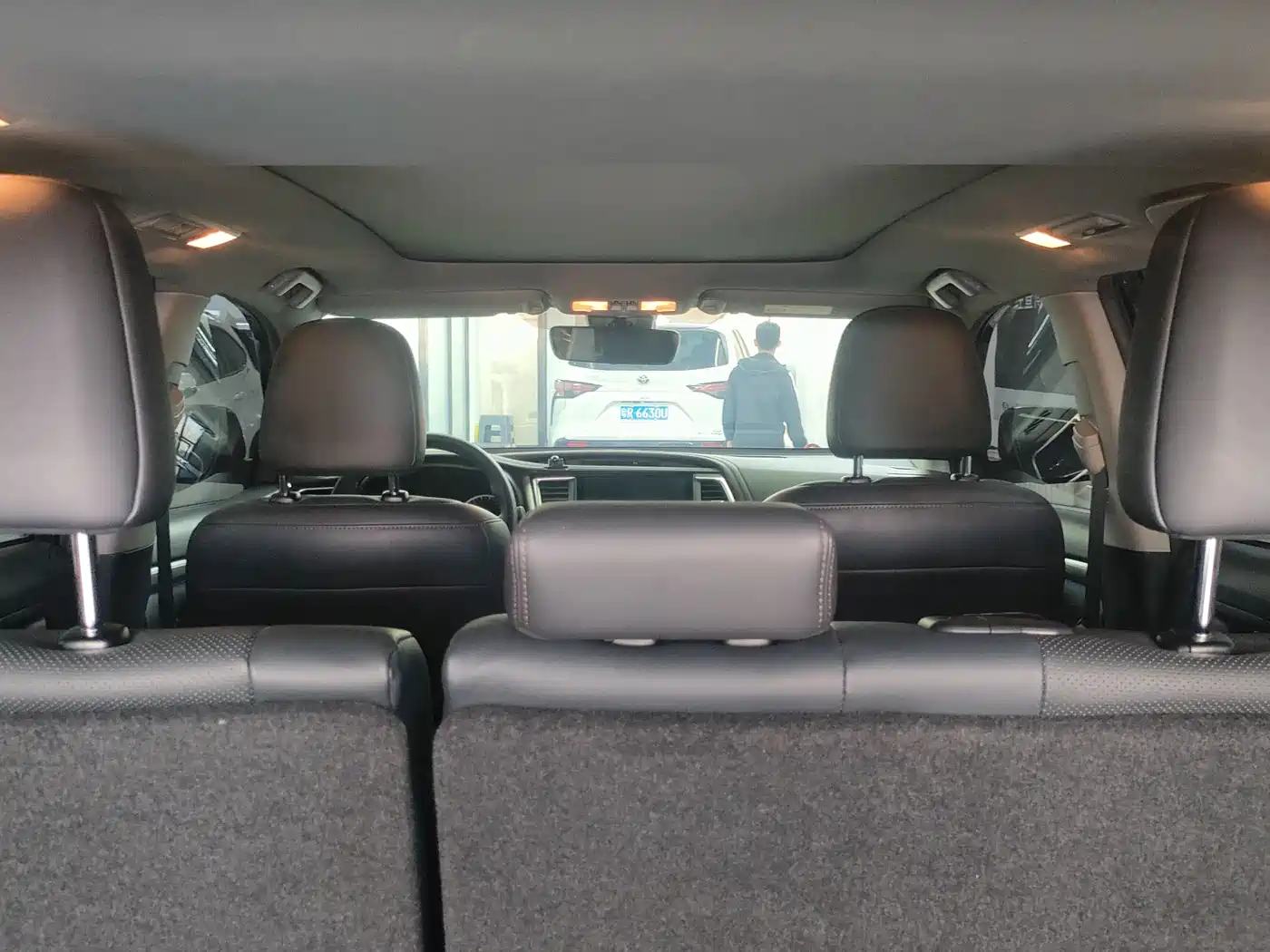 Toyota Highlander 2018 2.0T 4WD Ultimate 7-seater China VI фото 15