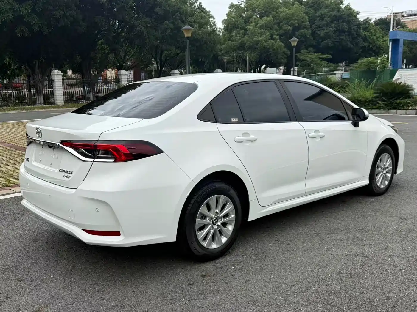 Toyota Corolla 2021 1.2T S-CVT Pioneer Edition фото 9