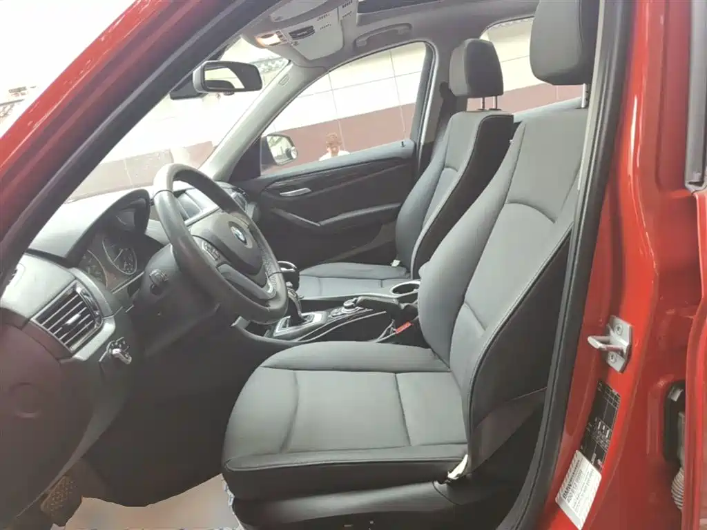 BMW X1 2015 Model sDrive18i Leading Advanced Edition фото 15