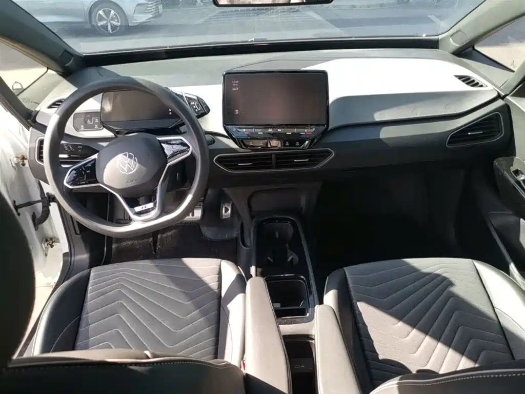 Volkswagen ID.3 2024 Pure Smart Edition фото 10