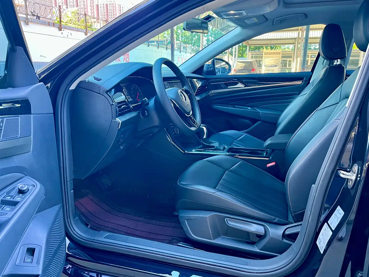 Volkswagen Passat 2019 Model 280TSI Business Edition China VI фото 5