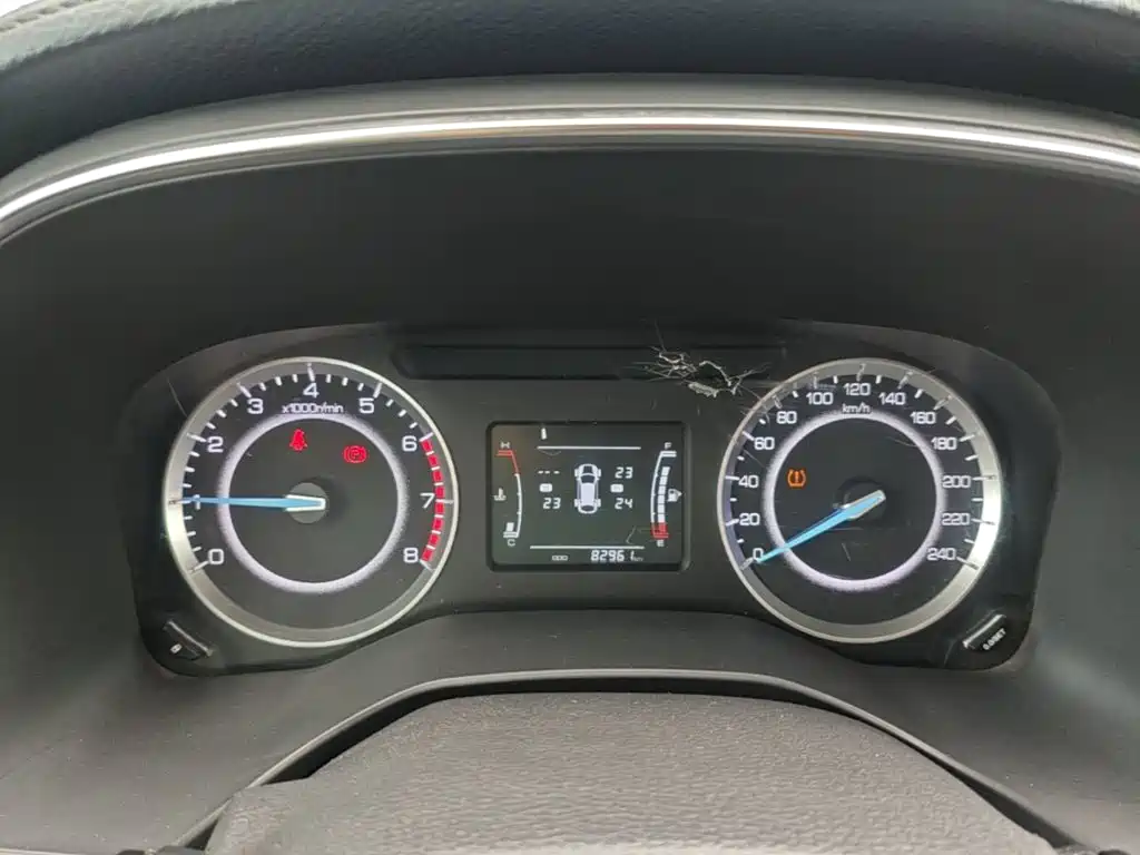 Sinotruk VGV VGV U70 2020 2020 Model 1.5T Manual Comfort 7-Seater