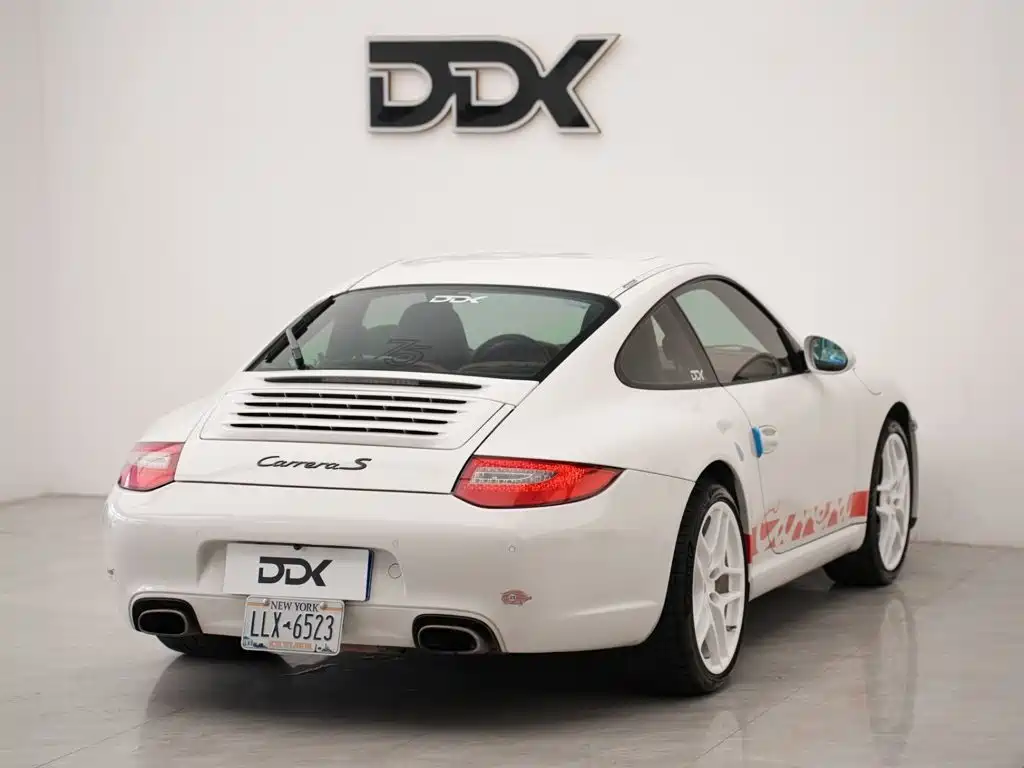 Фото 5 - Porsche 911
