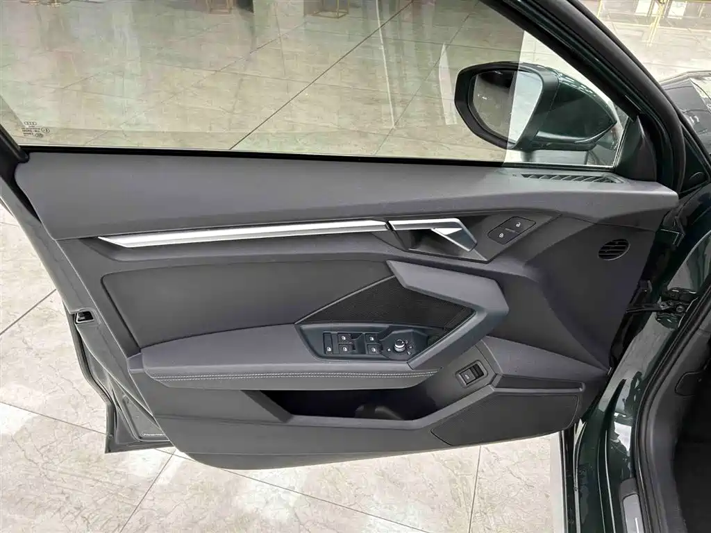 Audi A3 2023 A3L Limousine 35 TFSI Fashion Sport фото 10